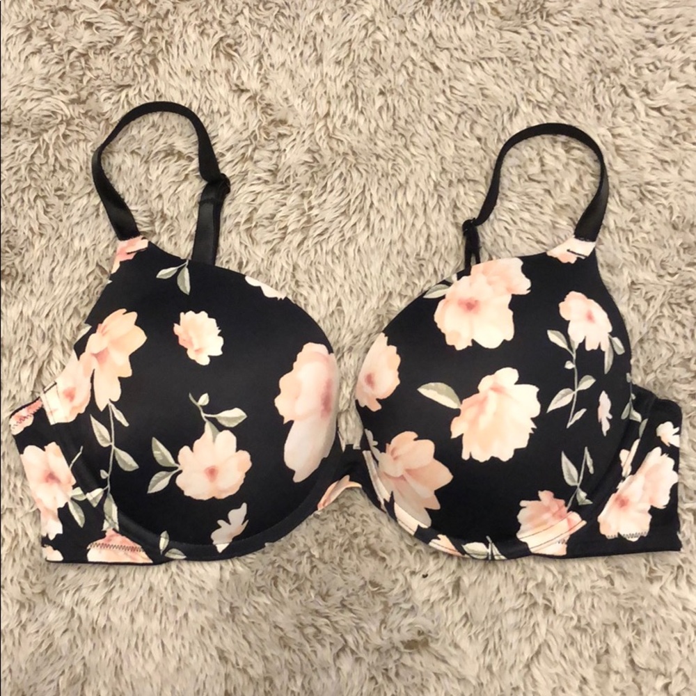 Victoria’s Secret wear everywhere push-up bra